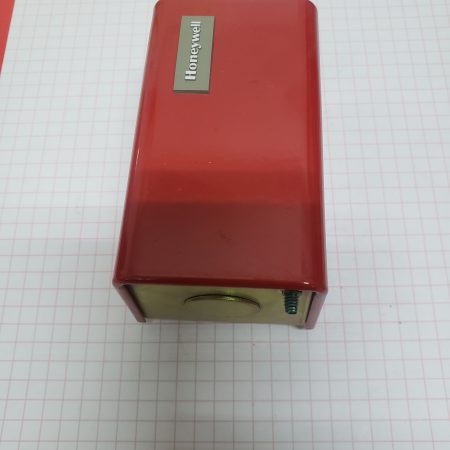 Large Sail Switch Case and Cover